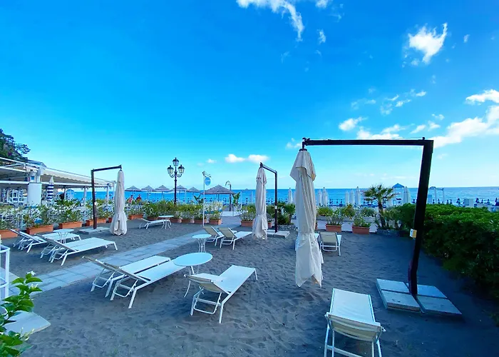 La Caravella Di Positano - Relais, Beach & Residences