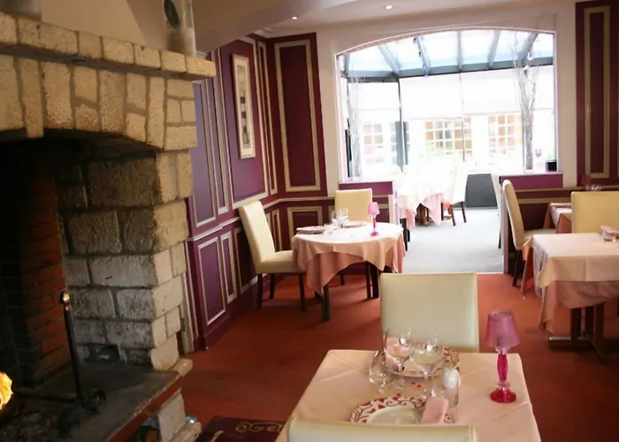Logis Hôtel Restaurant l'Auberge Normande Carentan