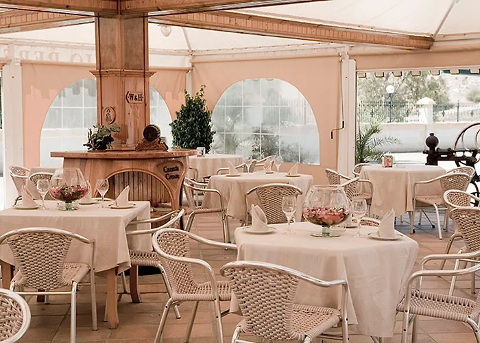 Hotel La Cueva Park à Jerez de la Frontera Avec Terrain de Golf
