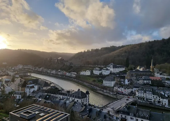 Hôtel Panorama - Vue exceptionnelle sur la Semois Bouillon