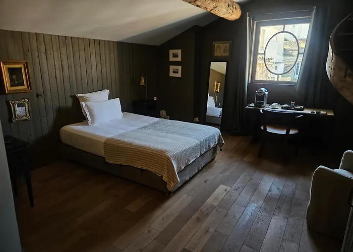 La Divine Comédie-Suites Deluxe Avignon