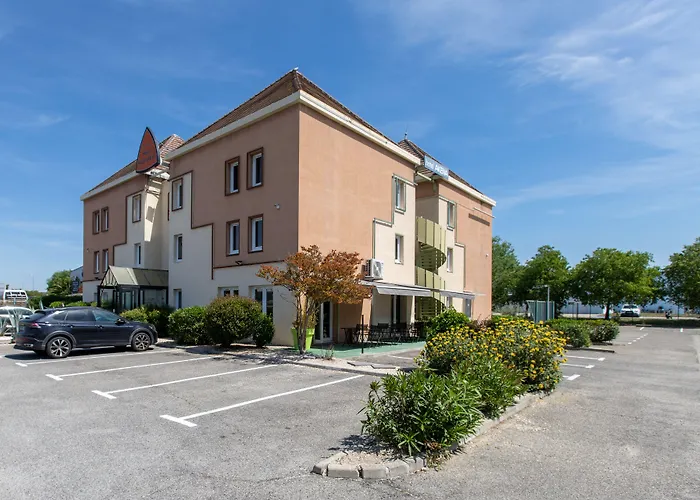 Hotel Face West Le Pontet