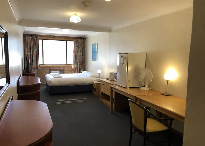 Canberra Lyneham Motor Inn