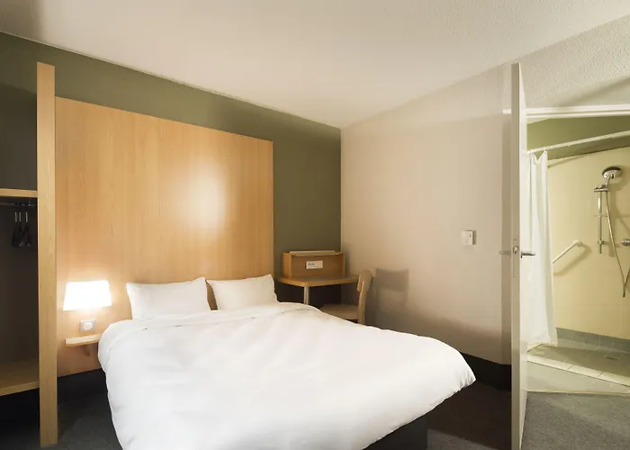 B&B HOTEL Reims Centre Gare