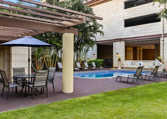 Pet friendly Wyndham Vacation Resorts Royal Garden At Waikiki Honolulu