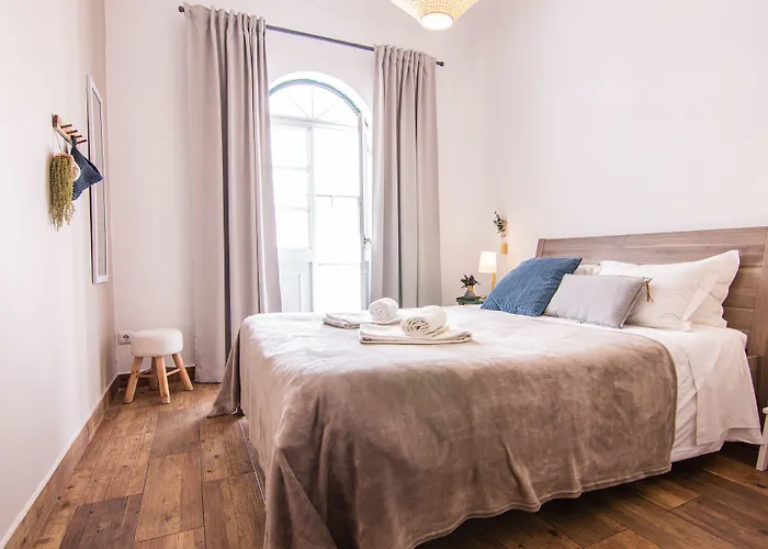 Faro Central - Holiday Apartments