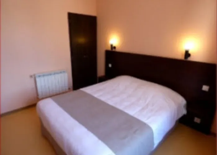 Hôtel Restaurant Prunières Aumont-Aubrac acceptant les animaux