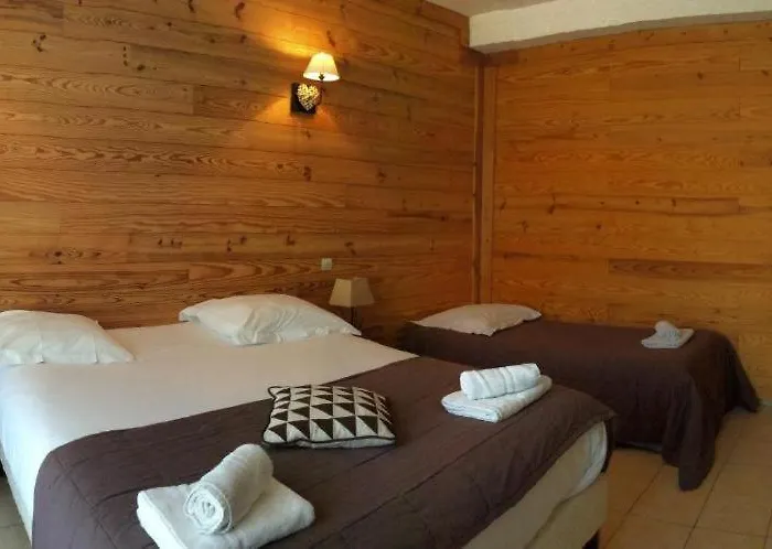 Hôtel Cristol Briançon Avec Terrain de Golf