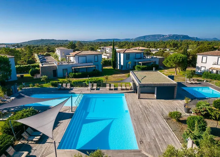 Résidence Pierre&Vacances Premium Les Villas de Porto-Vecchio - Hôtel 4 étoiles