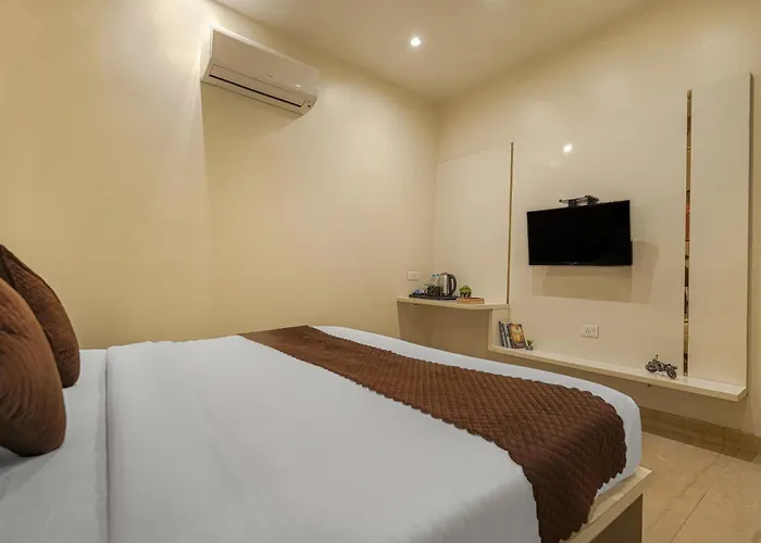 Hotel Global Inn - Few Steps Walk To Golden Temple Amritsar