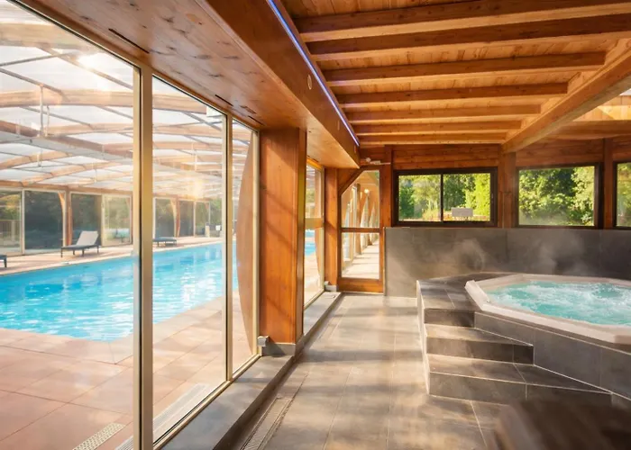 Logis Hotel-Restaurant Spa Le Lac Embrun