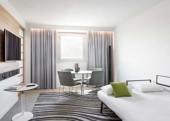 Novotel Paris Charles de Gaulle Airport Le Mesnil-Amelot - Hôtel 4 étoiles