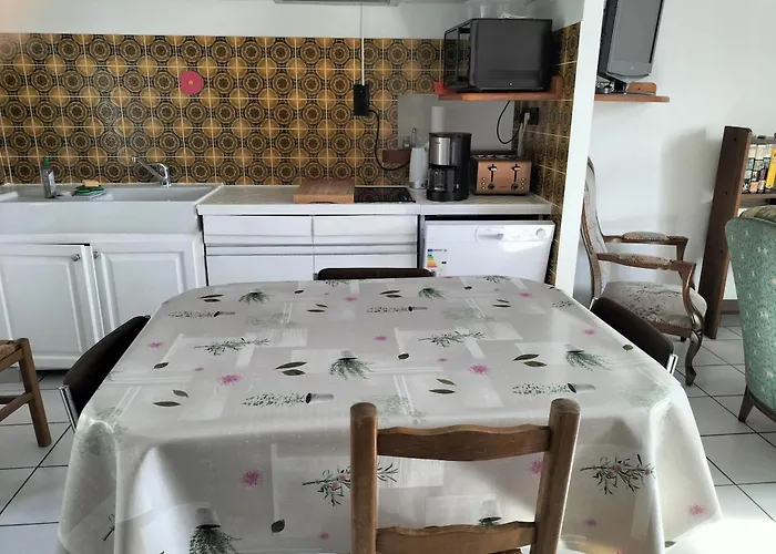 Villa de 2 chambres avec piscine privee jardin amenage et wifi a Sisteron Privée