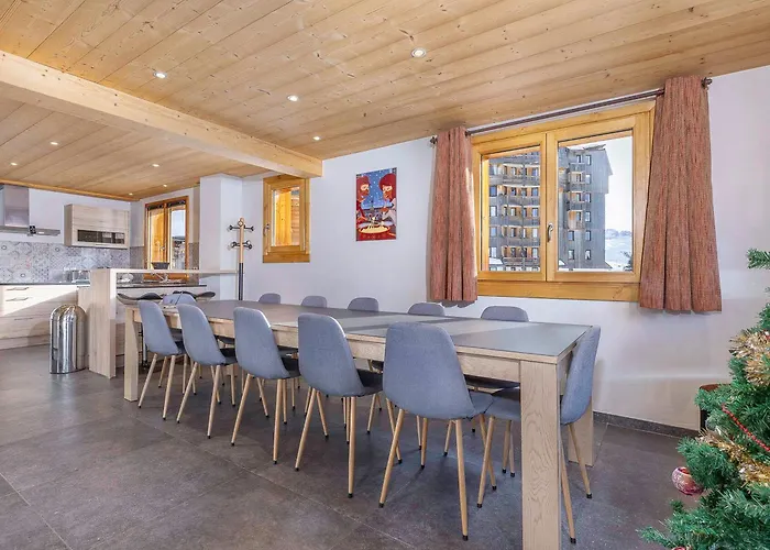 Chalet spacieux à Avoriaz, sur les pistes, pour 14 pers. avec sauna, home cinema et service premium - FR-1-314-101
