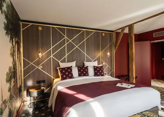 Aigle Noir Fontainebleau MGallery