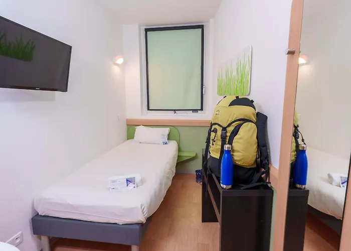 Boutique ibis budget Saint-Quentin Centre Gare