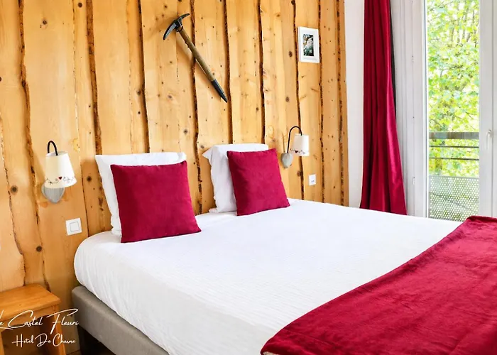Hotel Le Castel Fleuri à Saint-Jean-en-Royans