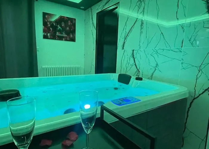 La Casa de Lové Suite Jacuzzi Melun Privée