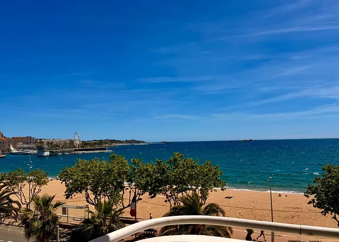Hotel Les Palmiers à Fréjus
