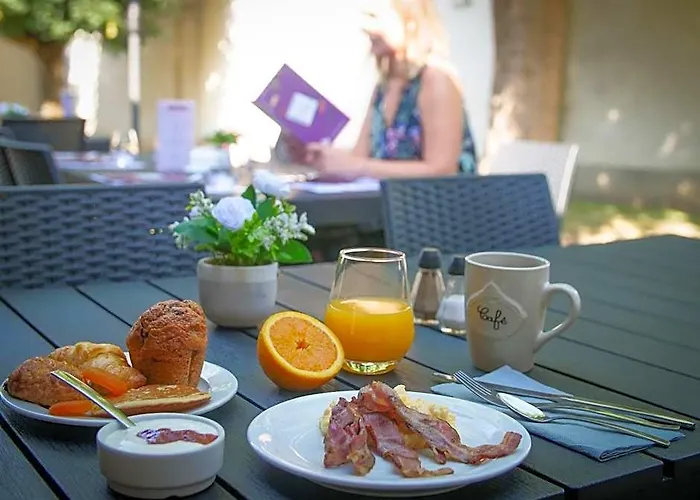 Hotel Inn Design & Restaurant Alencon Valframbert
