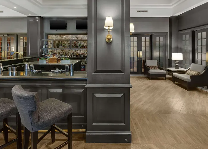 Harrisburg Romantic Hotels