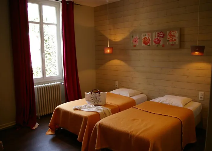 Logis Hôtel Le Cheval Noir Argenton Sur Creuse