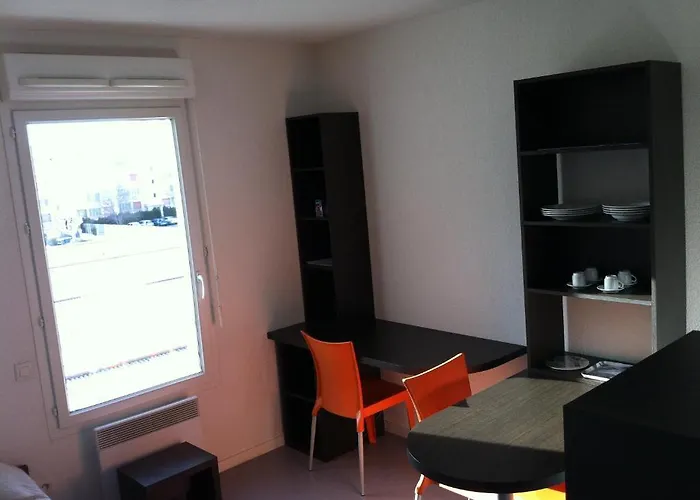 Aparthotel Parc Arena à Nîmes