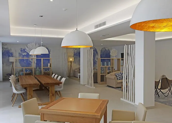 Boutique Bg Portinatx Beach Club Hotel