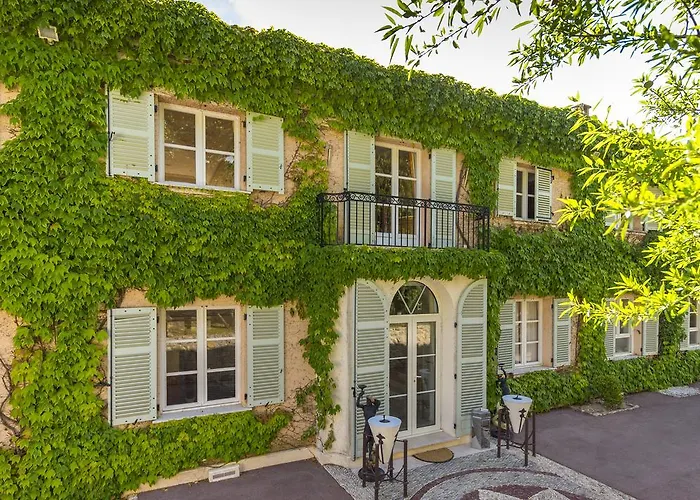 Villa Domaine Du Mont Leuze à Villefranche-sur-Mer Privée