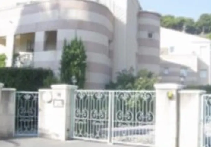 Appartement St Jean Cap Ferrat Elegant Escape Loggia Walk To Sea à Saint-Jean-Cap-Ferrat acceptant les animaux