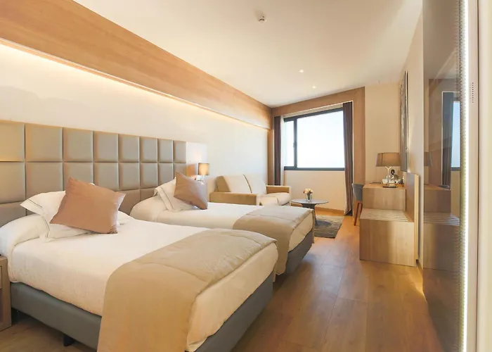 Lamaraz Hotels Alger