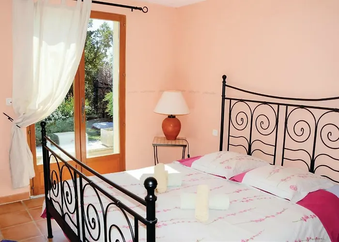 Amazing Home In Roussillon With Wifi