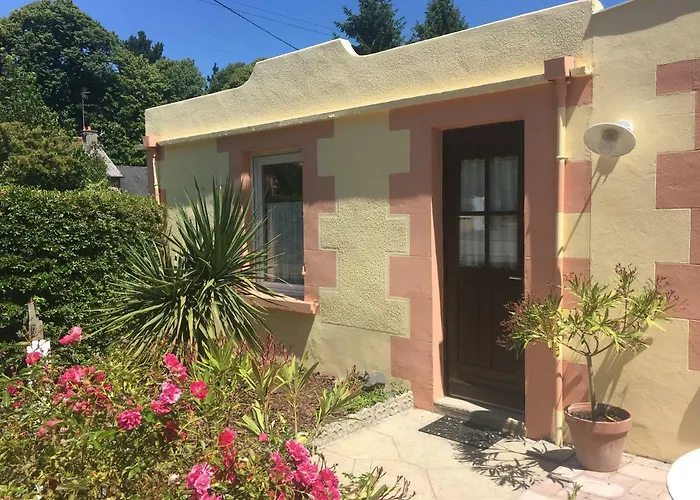 Maisonnette à Etables : La Jaune