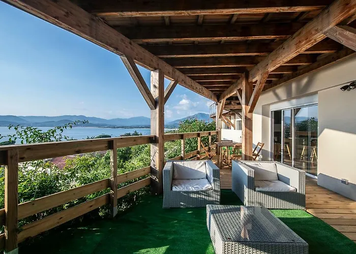 Boutique Appartement T2 vue sur le golfe d'Ajaccio à Porticcio 